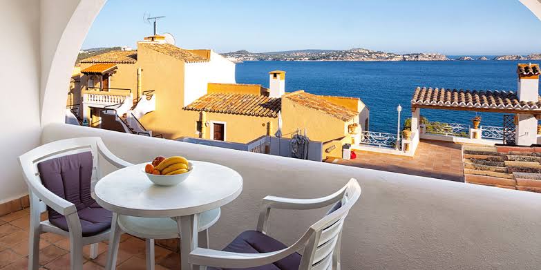 8 Checks Before Booking With a UK Package Holiday Provider