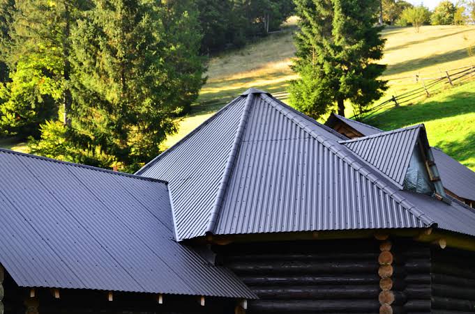 5 Best Metal Roofing Contractors in Flagstaff - Discover snow-shedding roofs built for high elevation
